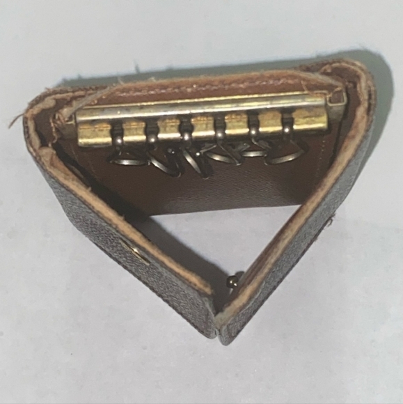 Authentic Louis Vuitton 6 Key/Card Holder - Picture 6 of 13